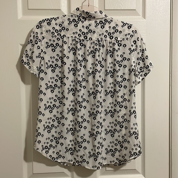 🛍️EUC Loft button down collared blouse size sp 268 - Picture 2 of 4